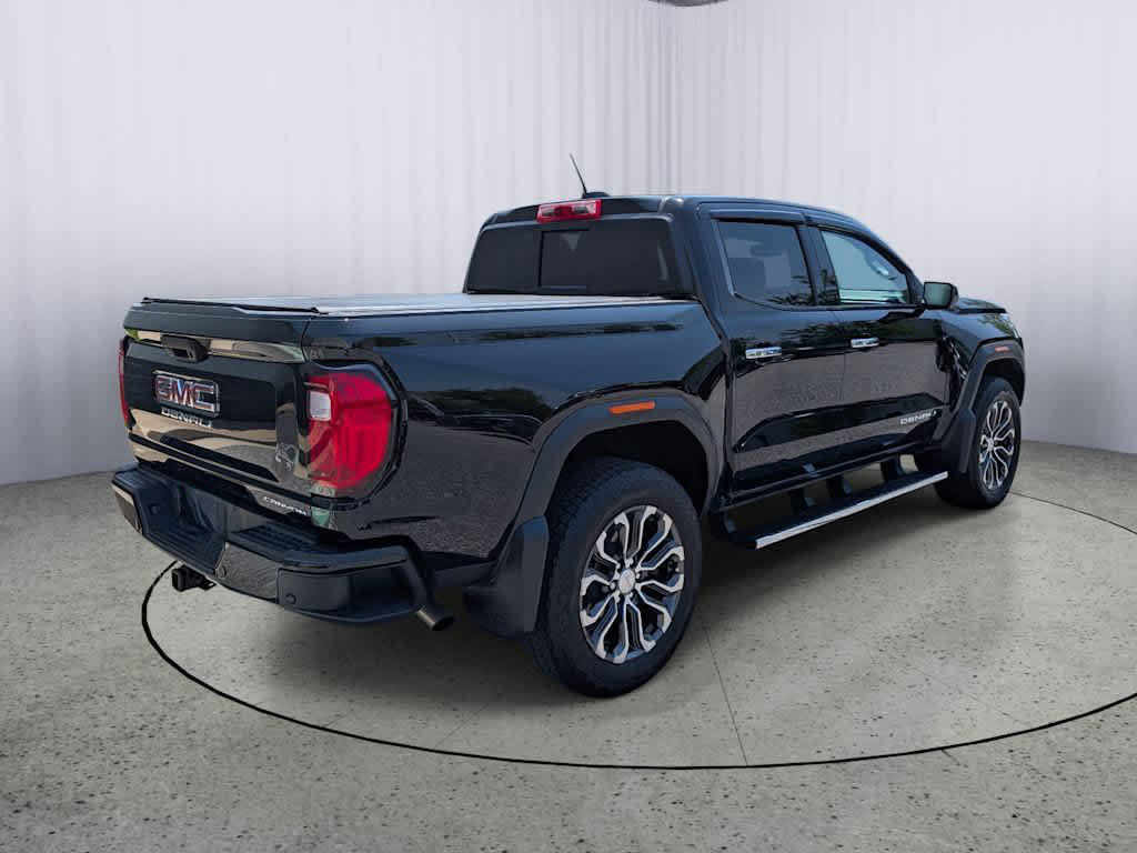 Certified 2025 GMC Canyon Denali AWD/4WD image 3