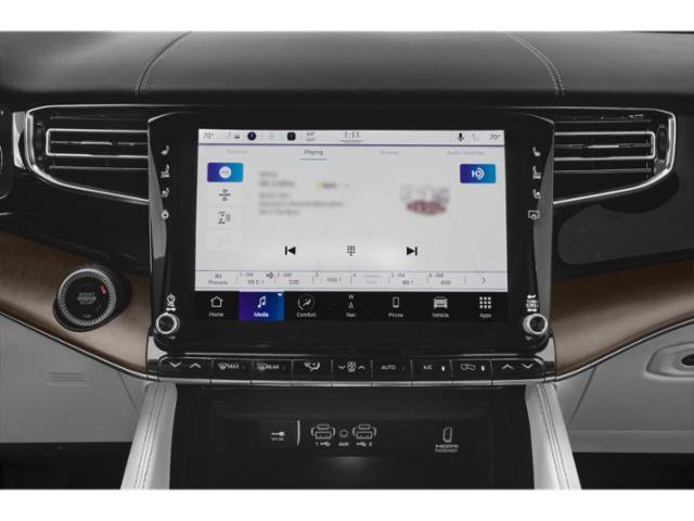 Certified 2022 Jeep Grand Wagoneer Series III AWD/4WD image 10