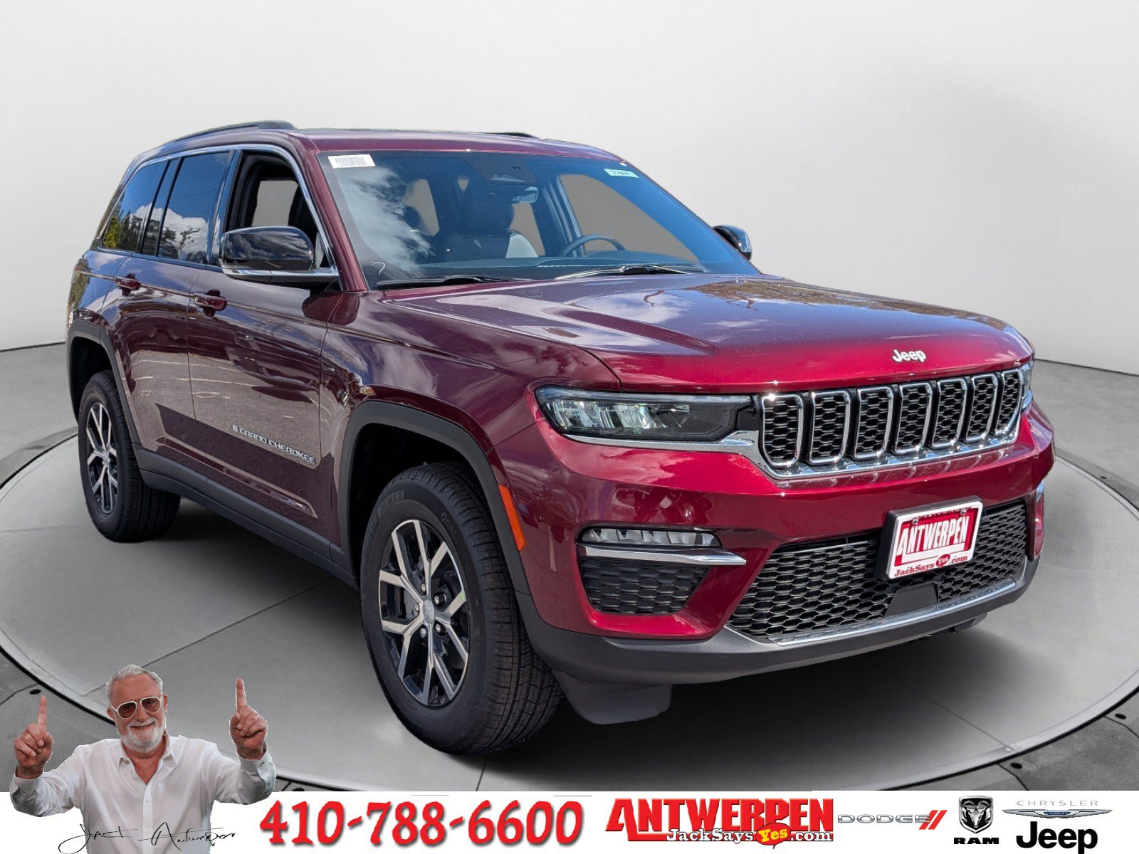 New 2025 Jeep Grand Cherokee Limited AWD/4WD image 1