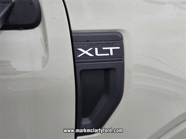New 2025 Ford Maverick XLT w/ XLT Luxury Package image 13