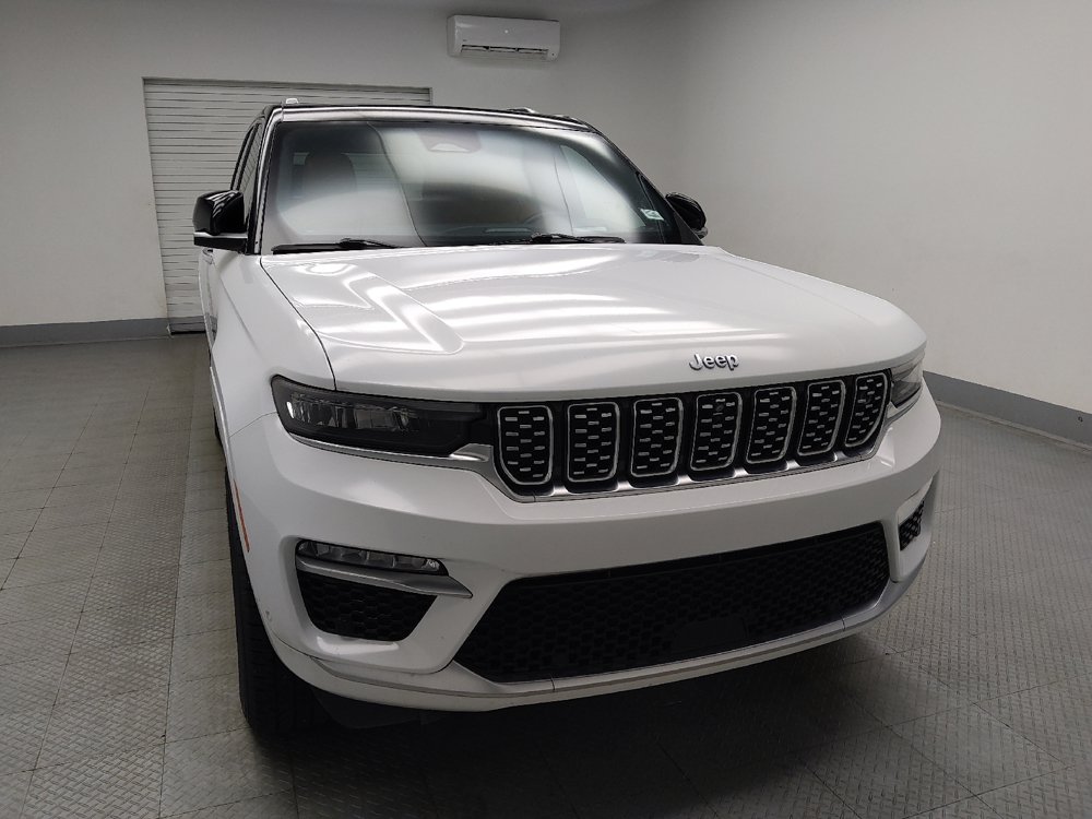 Used 2022 Jeep Grand Cherokee Summit w/ Advanced Protech Group IV AWD/4WD image 14