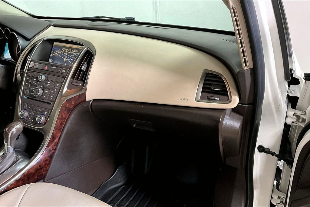 Used 2012 Buick Verano Leather image 16