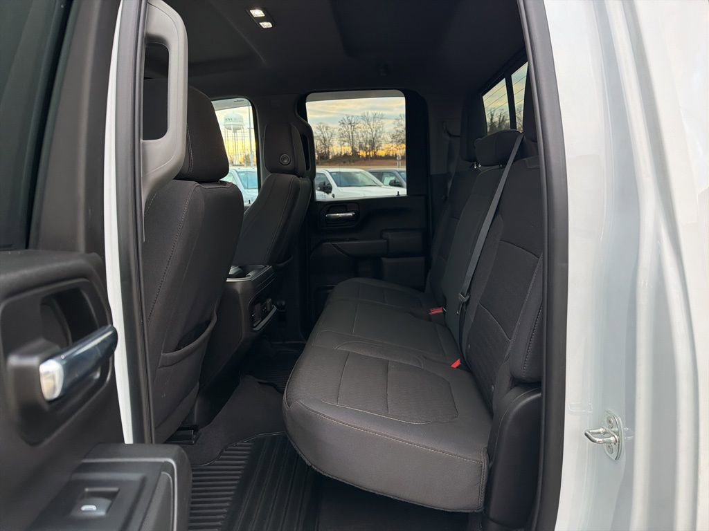 Used 2022 Chevrolet Silverado 2500 LT w/ Convenience Package image 14