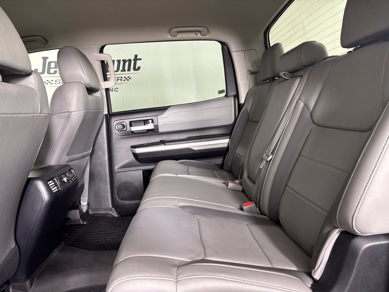 Used 2018 Toyota Tundra Limited AWD/4WD image 20