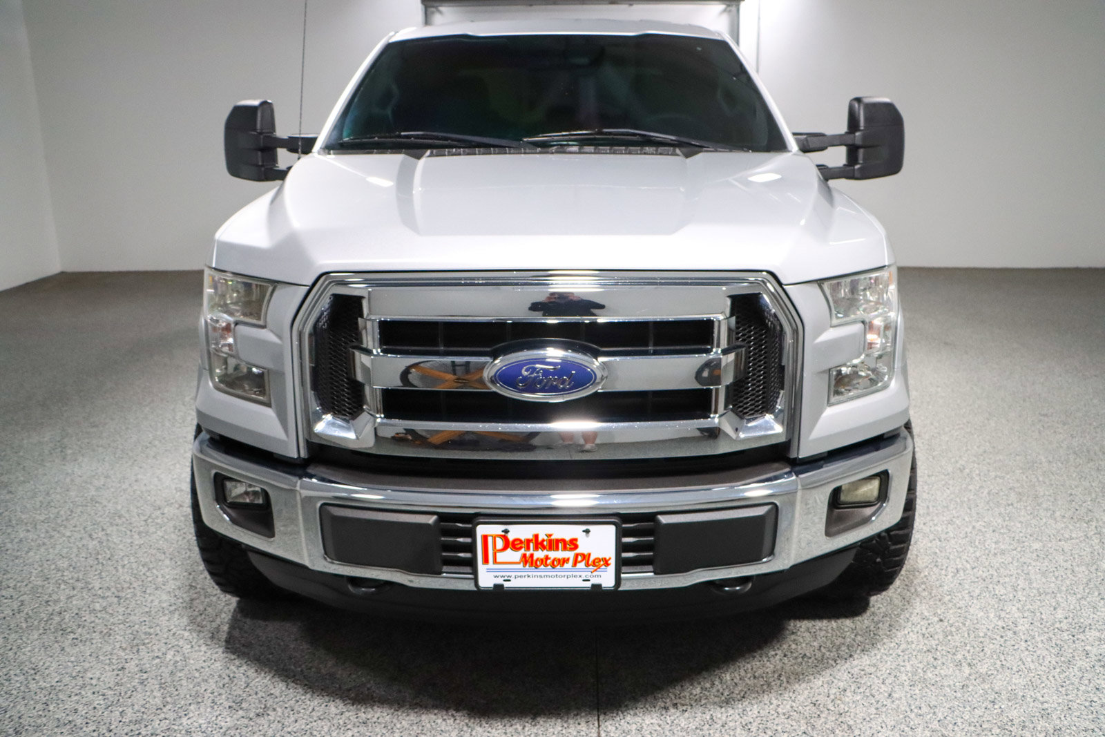 Used 2015 Ford F150 XLT image 4