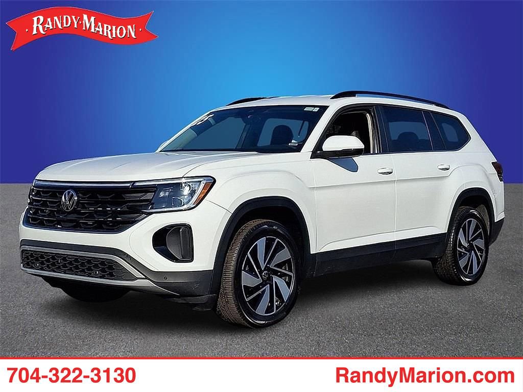 Used 2025 Volkswagen Atlas SE FWD image 1