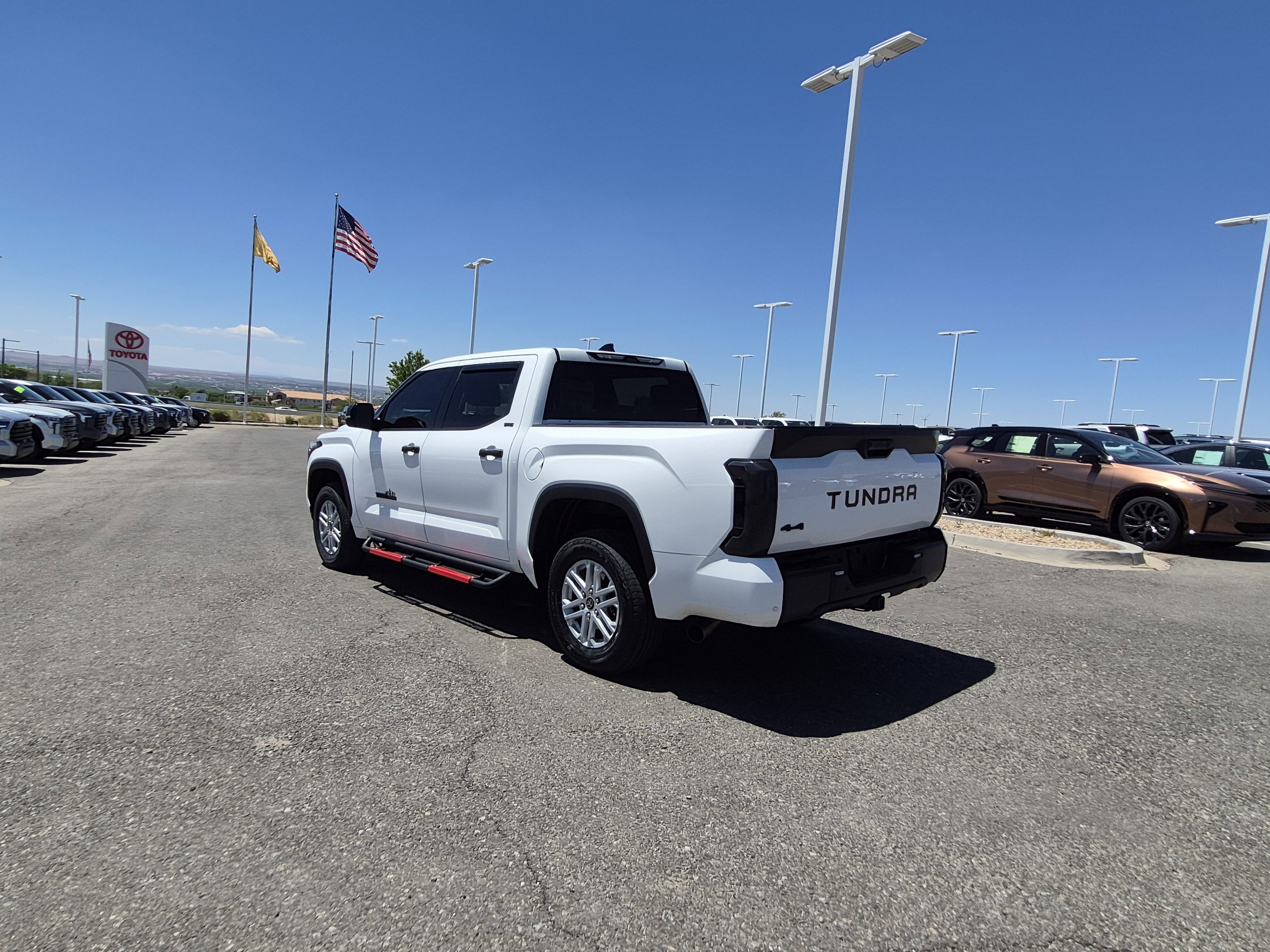 Used 2023 Toyota Tundra SR5 w/ SR5 Convenience Package AWD/4WD image 3