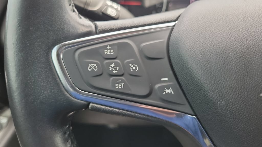 Used 2021 Chevrolet Equinox LT FWD image 19