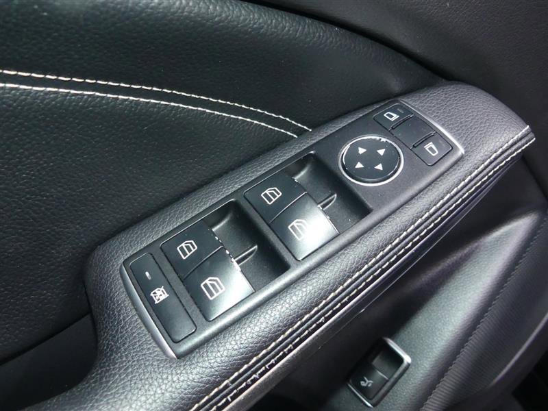 Used 2019 Mercedes-Benz GLA 250 4MATIC image 20