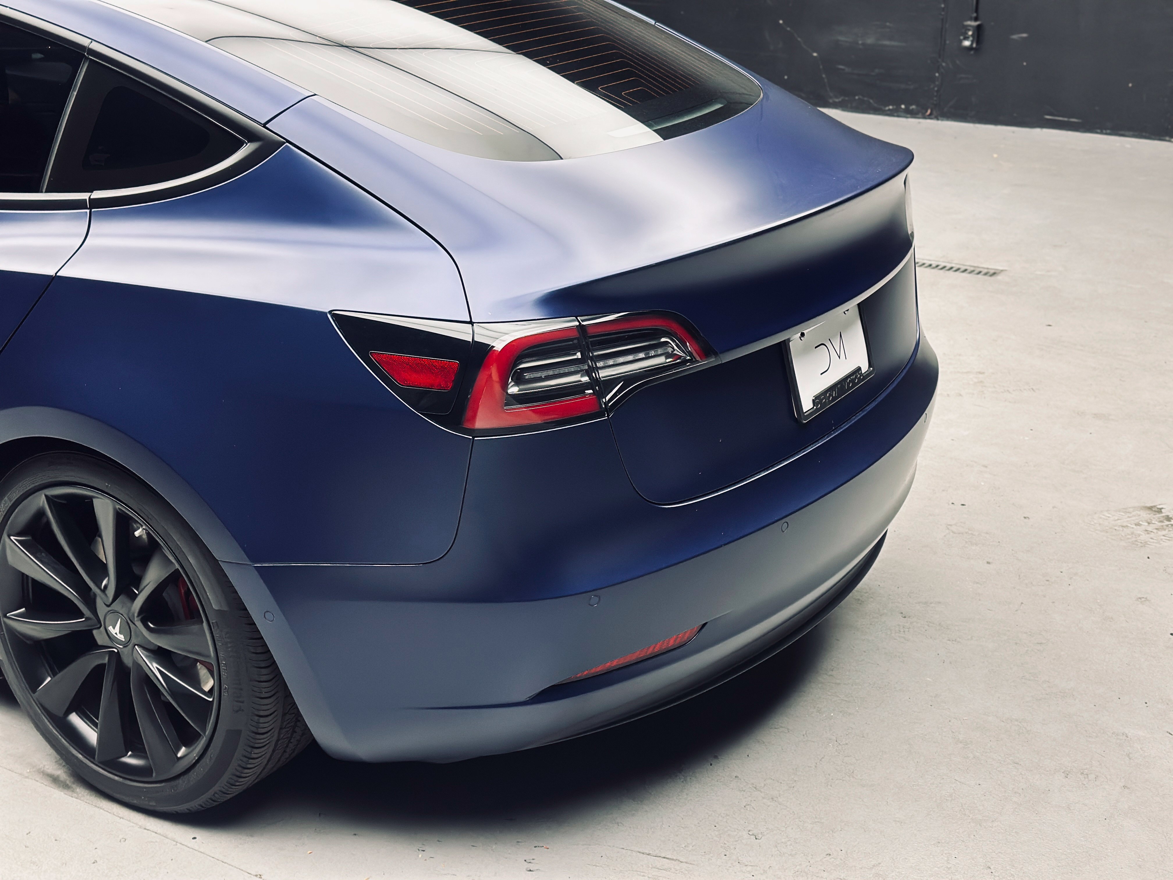 Used 2018 Tesla Model 3 Long Range AWD/4WD image 16