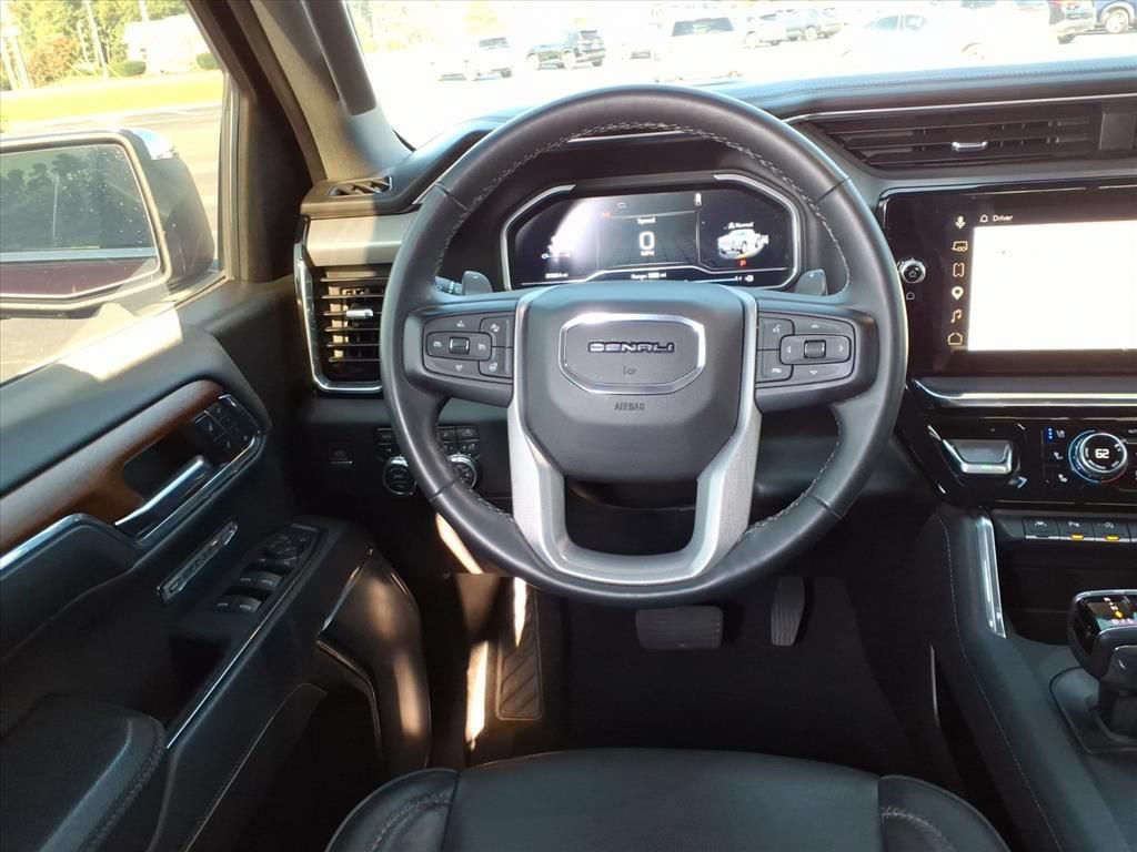 Used 2023 GMC Sierra 1500 Denali w/ Denali Reserve Package AWD/4WD image 25