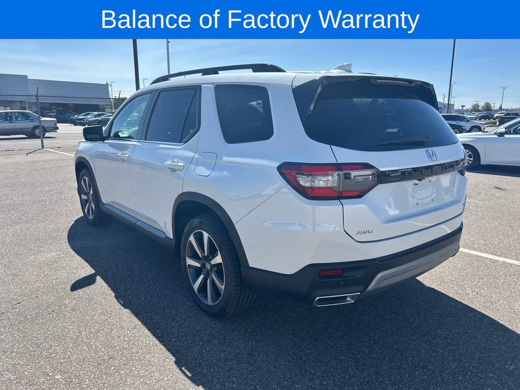 Used 2023 Honda Pilot Elite image 6