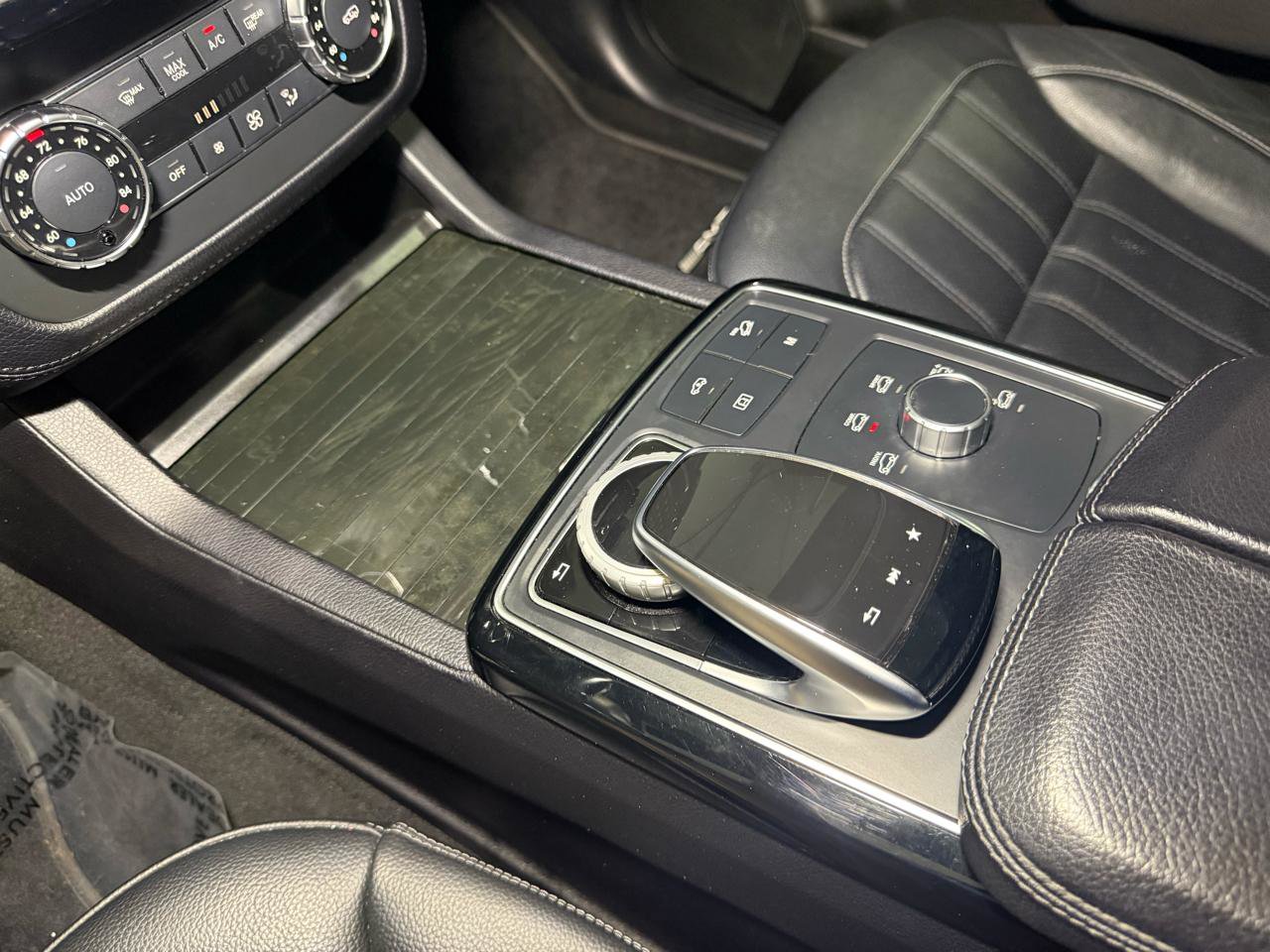 Used 2018 Mercedes-Benz GLE 43 AMG 4MATIC w/ Parking Assist Package image 16