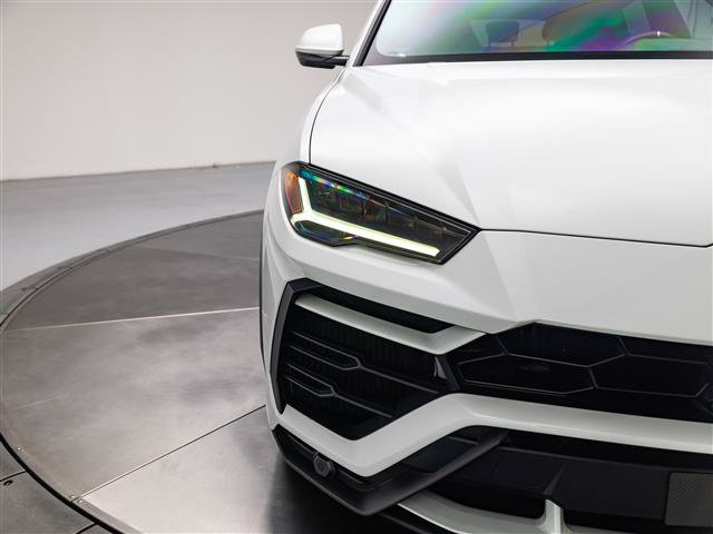 Used 2020 Lamborghini Urus AWD/4WD image 10
