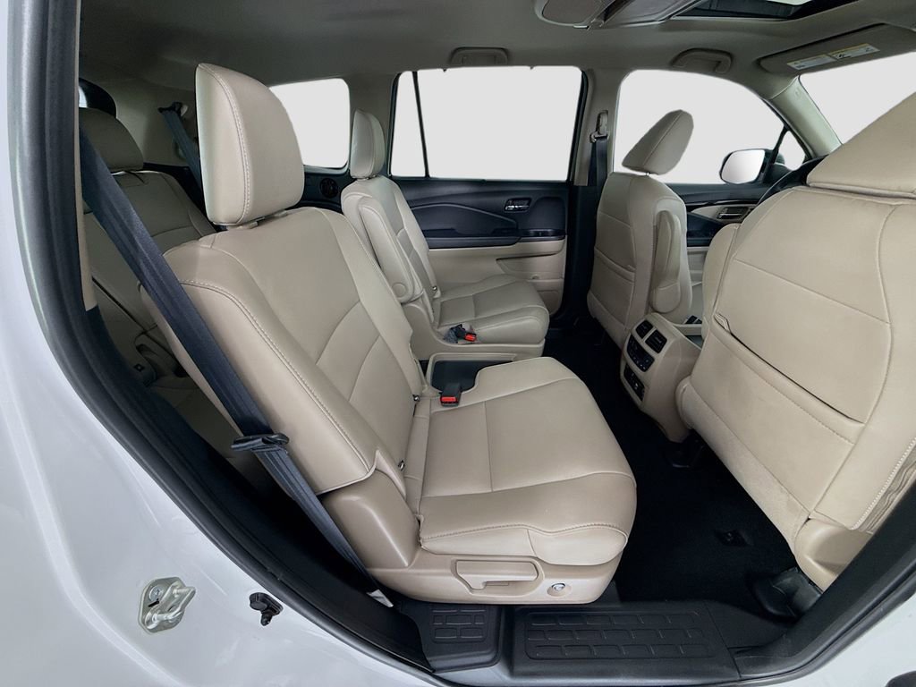 Used 2021 Honda Pilot Touring image 24