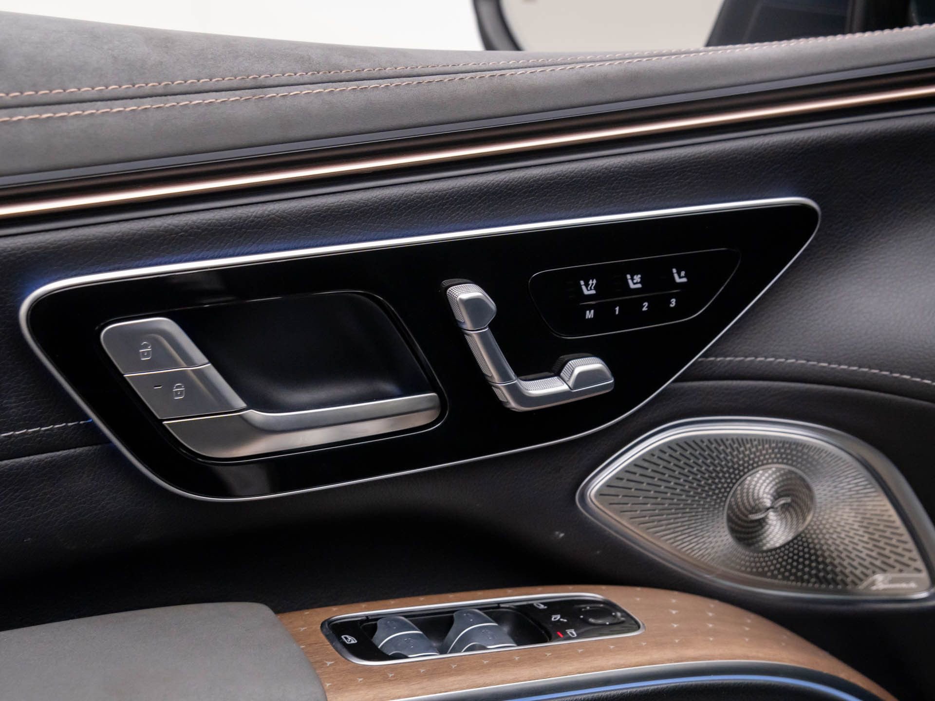 Certified 2023 Mercedes-Benz EQS 580 4MATIC SUV image 15