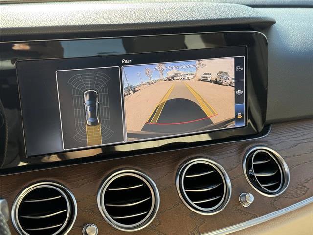 Used 2018 Mercedes-Benz E 300 image 13