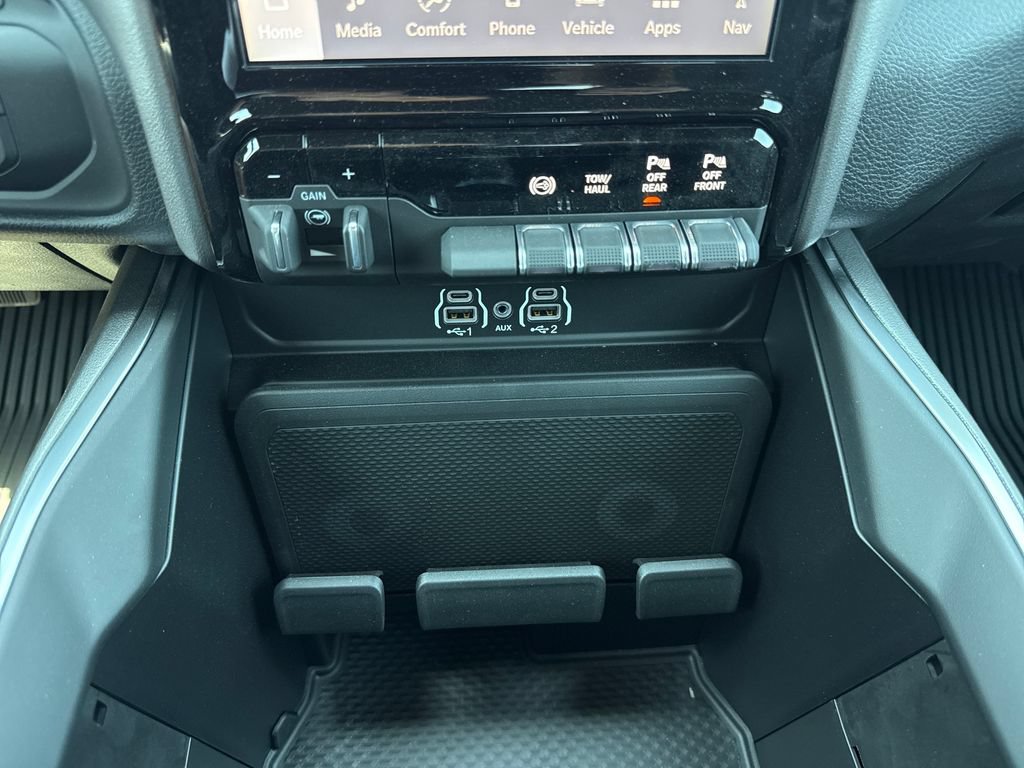New 2026 RAM 2500 Big Horn AWD/4WD image 21