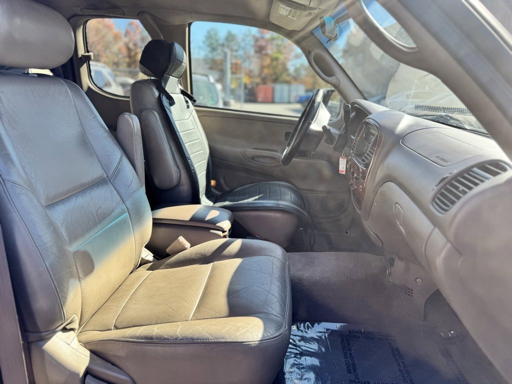 Used 2000 Toyota Tundra Limited image 9