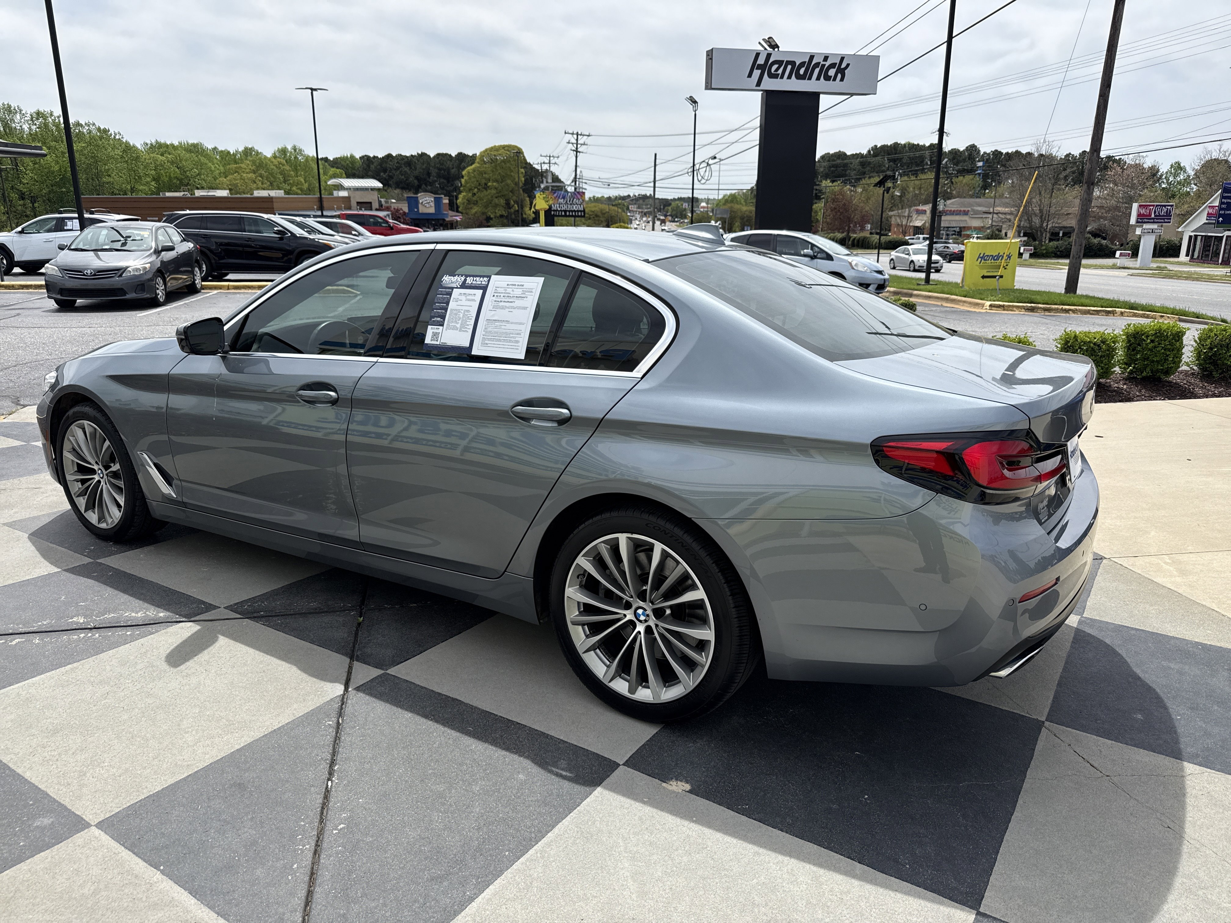 Used 2021 BMW 540i w/ Premium Package image 8