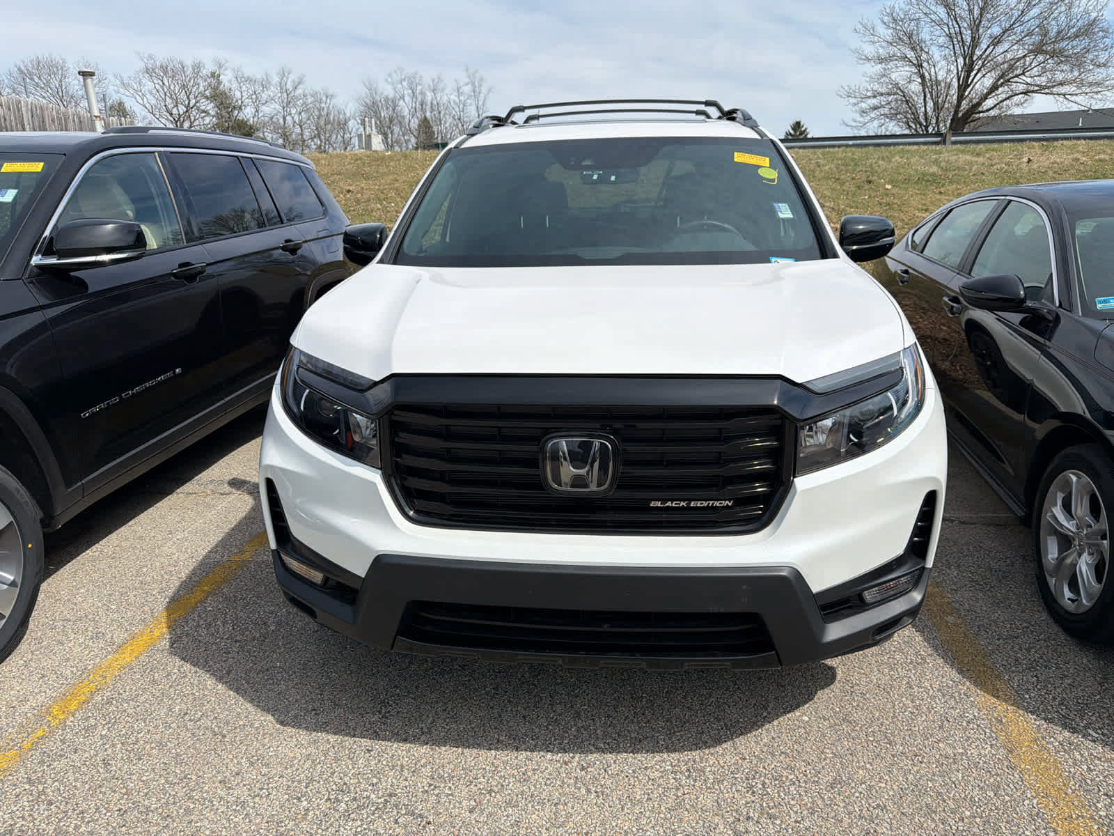 Used 2025 Honda Passport Black Edition image 6