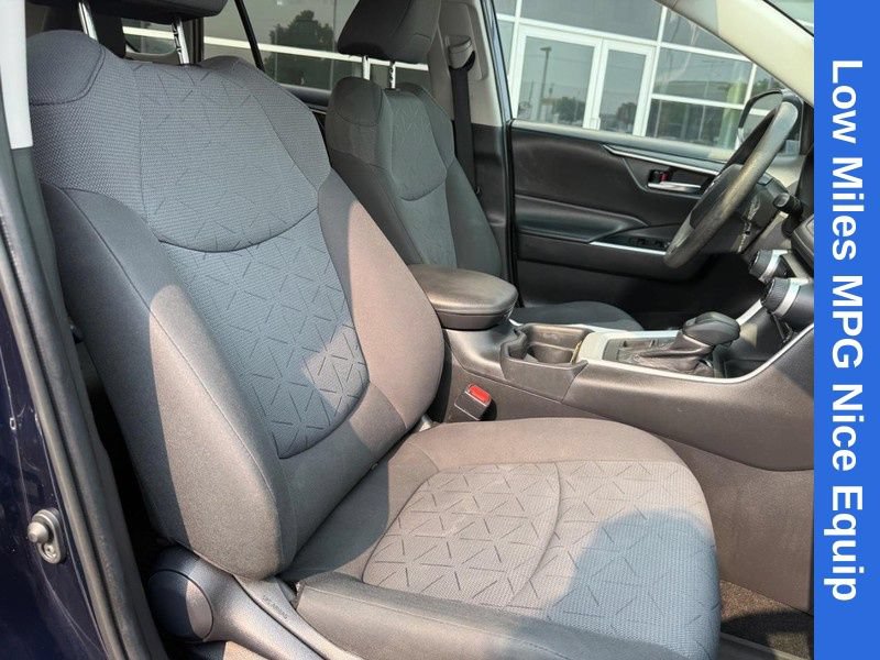Used 2020 Toyota RAV4 XLE w/ All Weather Liner Package AWD/4WD image 11