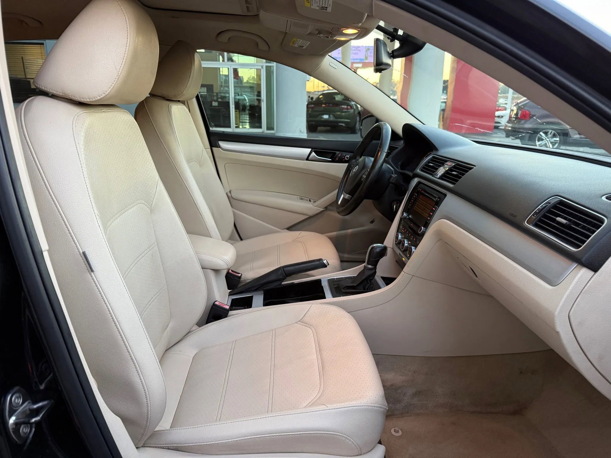 Used 2012 Volkswagen Passat 2.5 SE image 18