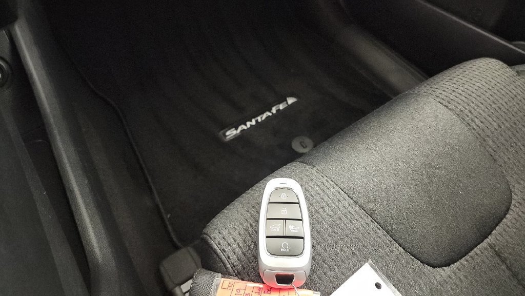 Used 2023 Hyundai Santa Fe SEL AWD/4WD image 20