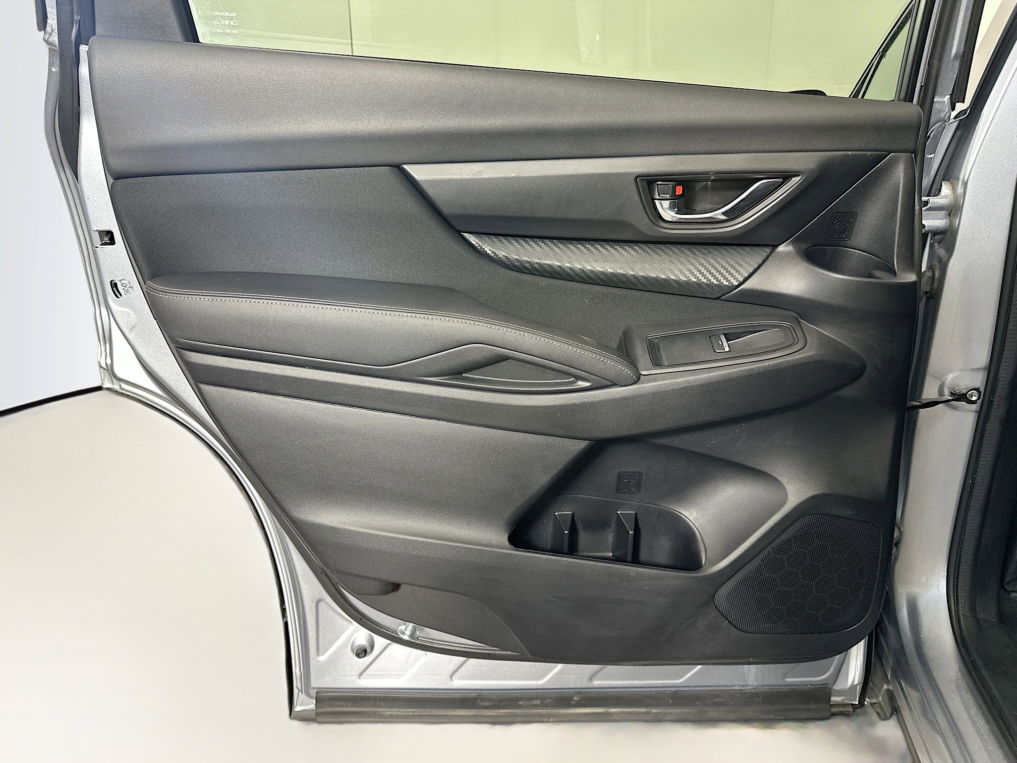 Used 2025 Subaru Ascent Premium AWD/4WD image 25