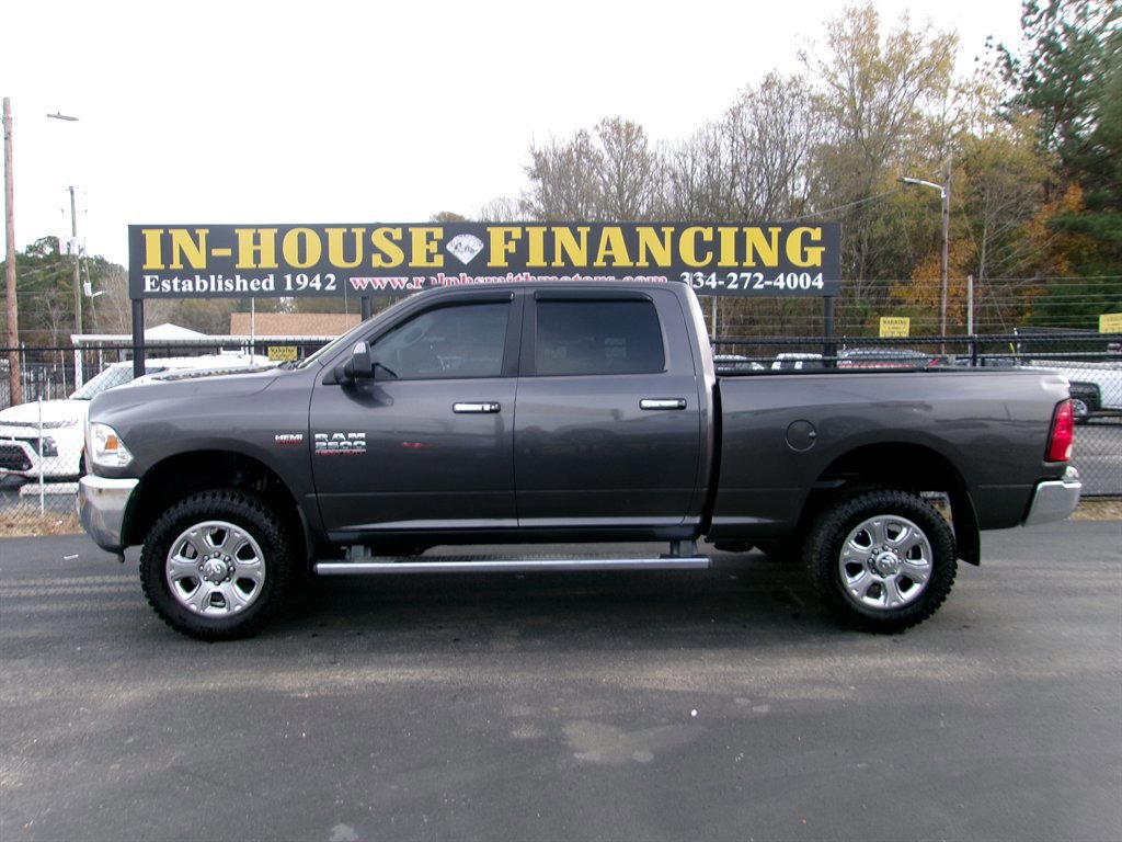 Used 2015 RAM 2500 SLT w/ Luxury Group image 1