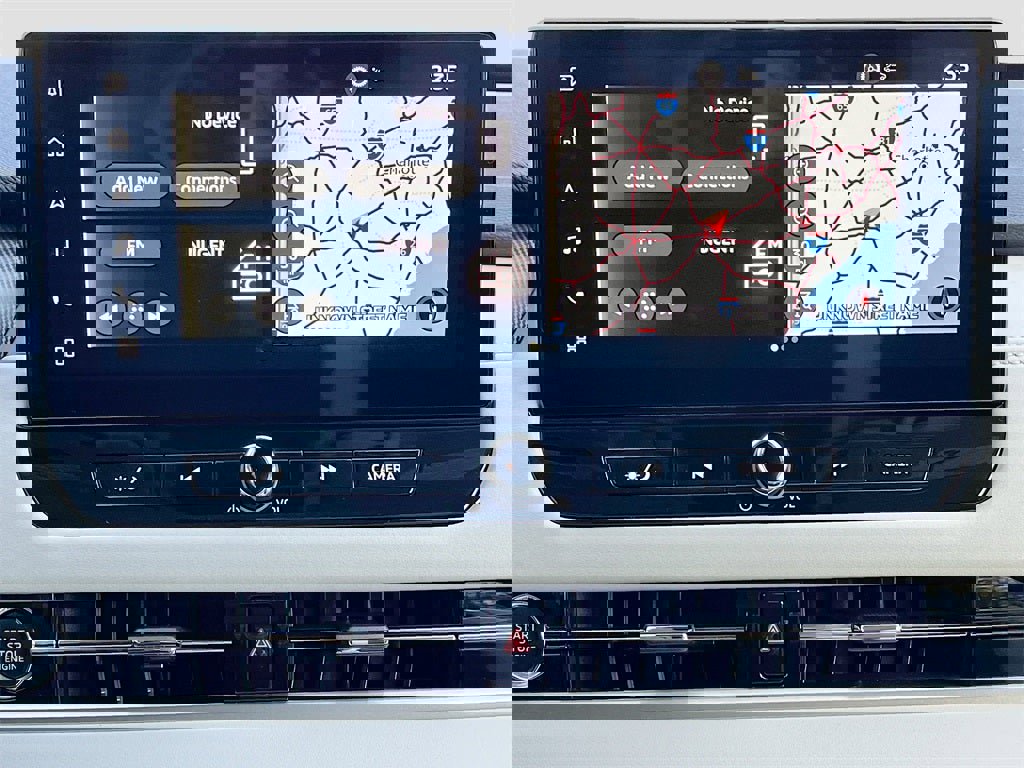 New 2025 Mitsubishi Outlander SE image 14