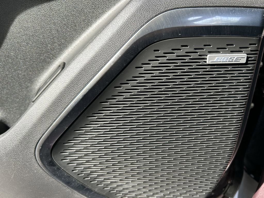 New 2025 GMC Acadia Elevation image 24