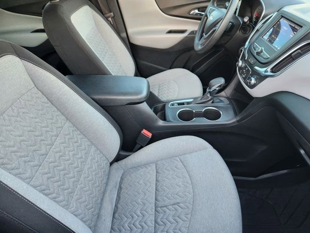 Used 2022 Chevrolet Equinox LS w/ LPO, Floor Liner Package image 19