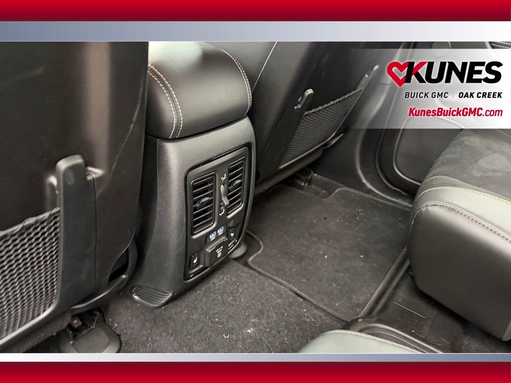 Used 2024 Dodge Durango SRT image 9