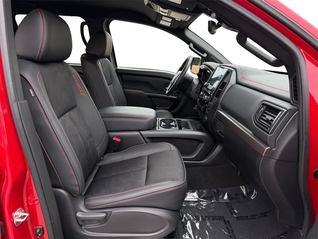 Used 2024 Nissan Titan PRO-4X w/ Pro-4x Utility Package image 18