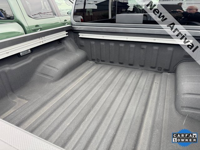 Used 2025 Nissan Frontier SV w/ SV Convenience Package image 4
