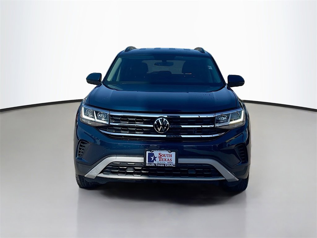 Used 2023 Volkswagen Atlas SE image 2