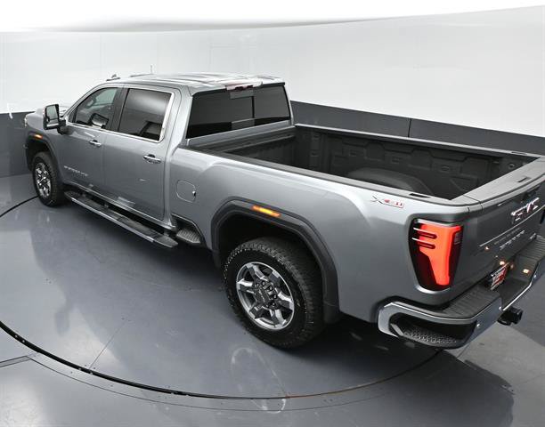 Used 2025 GMC Sierra 2500 SLT w/ Texas SLT Premium Package AWD/4WD image 39
