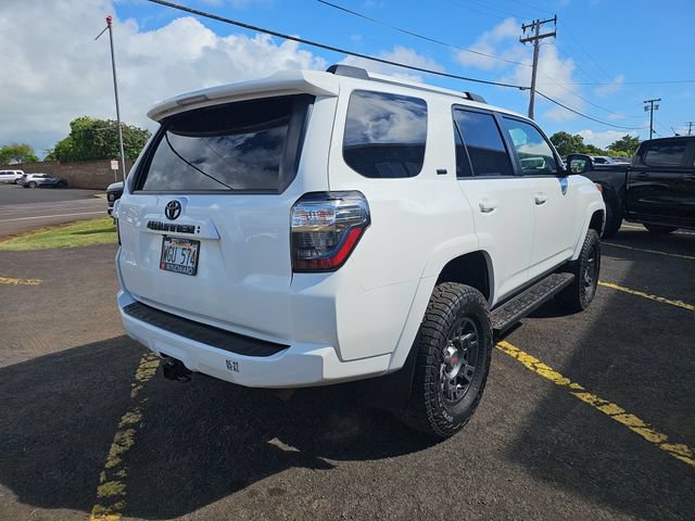 Used 2022 Toyota 4Runner SR5 Premium AWD/4WD image 6
