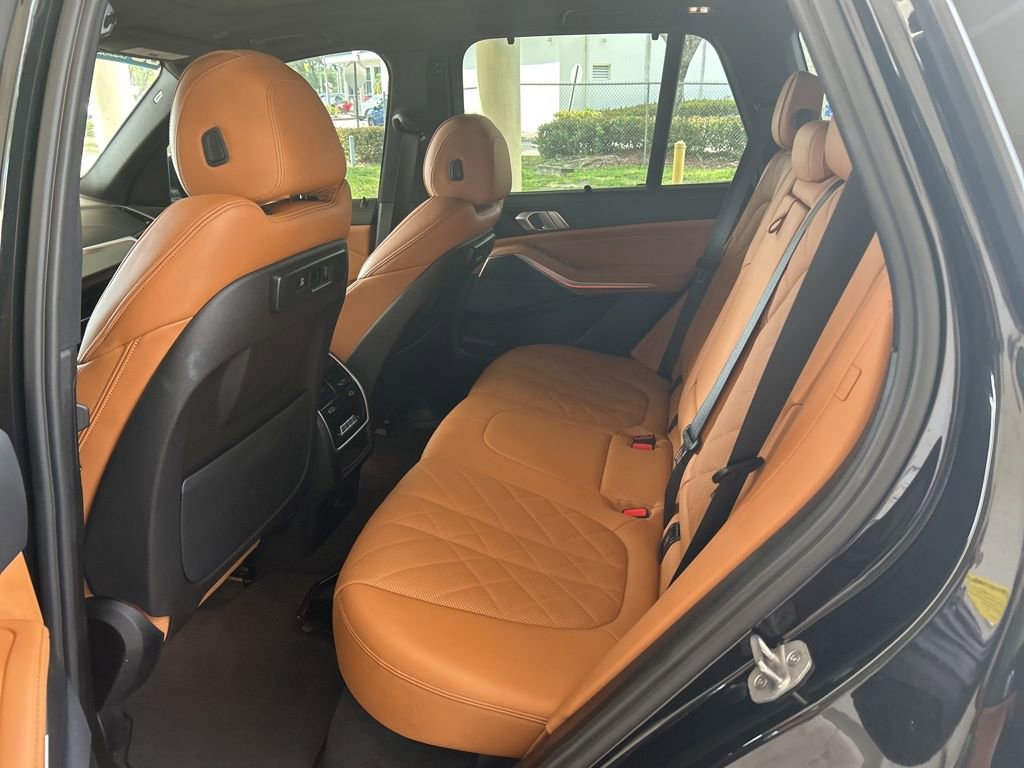 Used 2023 BMW X5 sDrive40i w/ M Sport Package RWD image 6