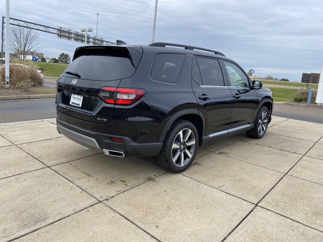 Used 2025 Honda Pilot Elite image 10