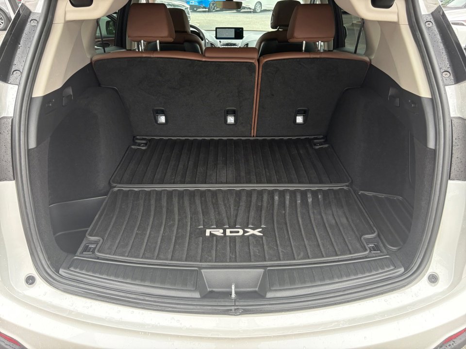 Certified 2023 Acura RDX FWD w/ Technology Package image 15