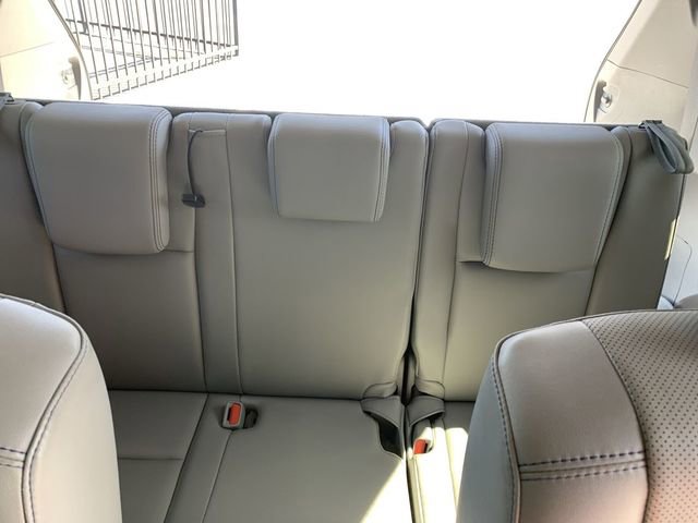 Used 2015 Toyota Highlander Limited AWD/4WD image 33