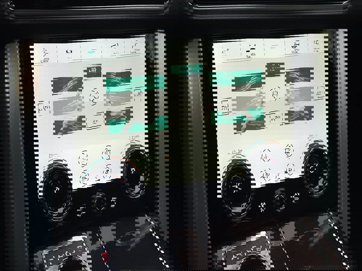 Used 2020 Land Rover Range Rover image 37