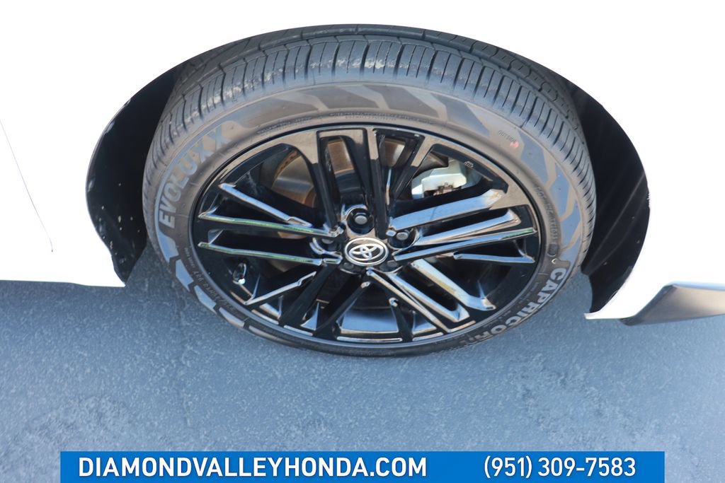 Used 2025 Toyota Camry SE FWD image 30