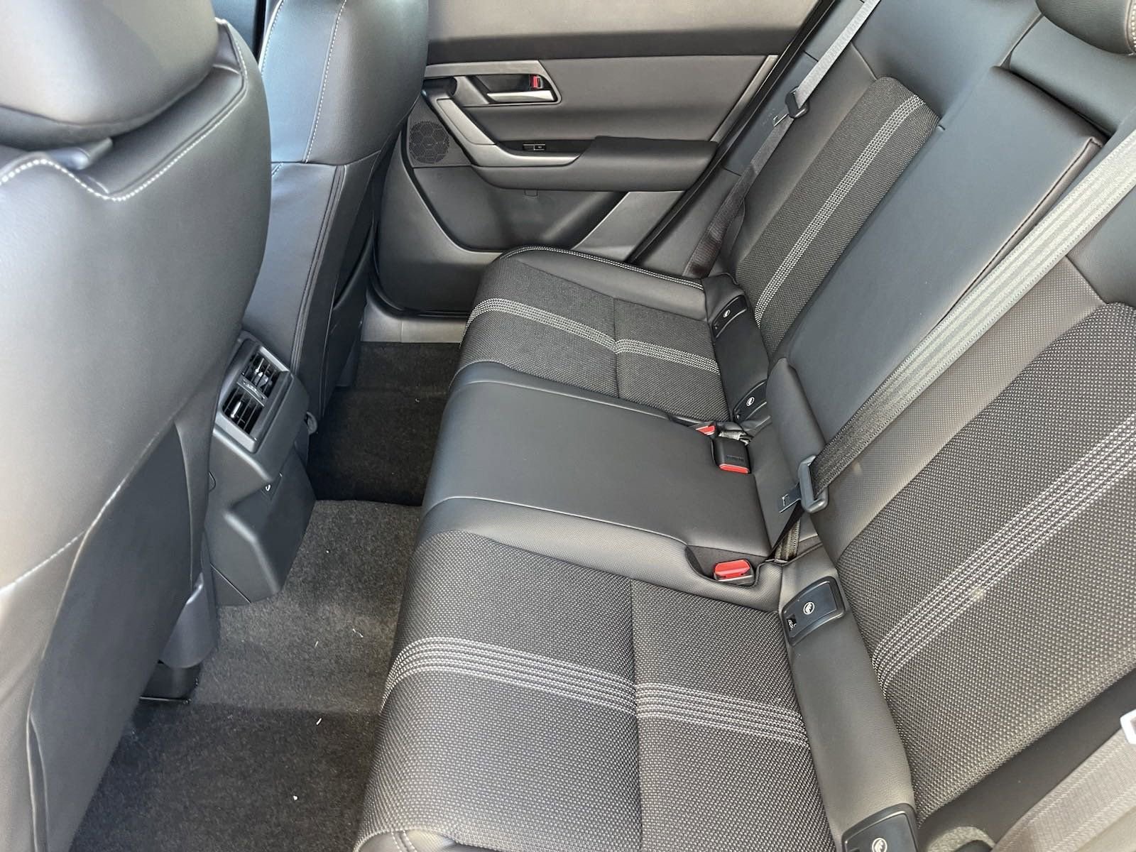 New 2025 MAZDA CX-50 AWD 2.5 S w/ Cargo Package image 17