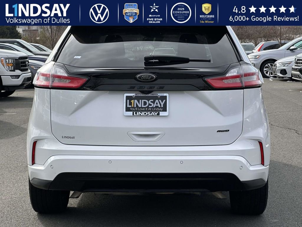 Used 2024 Ford Edge SE w/ Black Appearance Package image 5