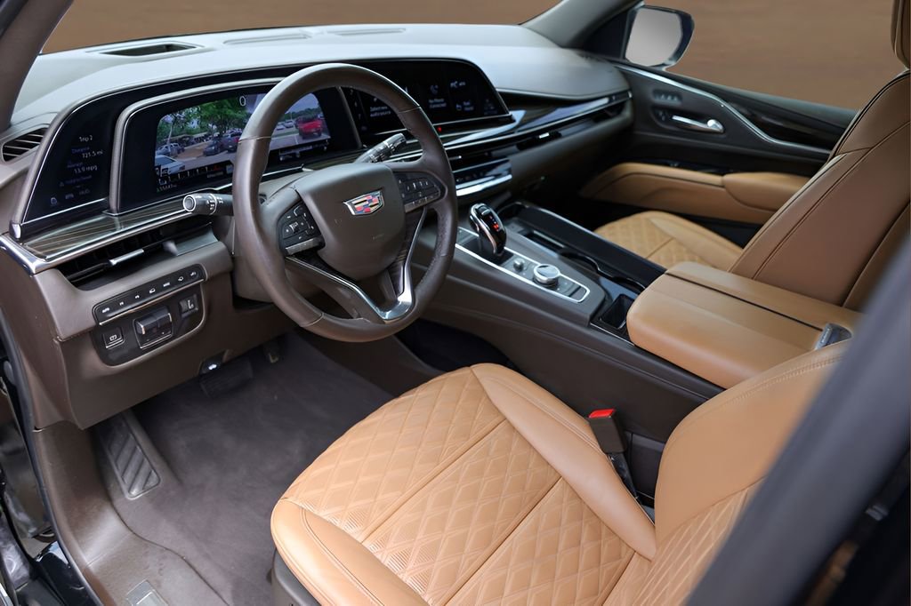 Used 2021 Cadillac Escalade ESV Sport w/ Driver Assist Tech Package AWD/4WD image 10