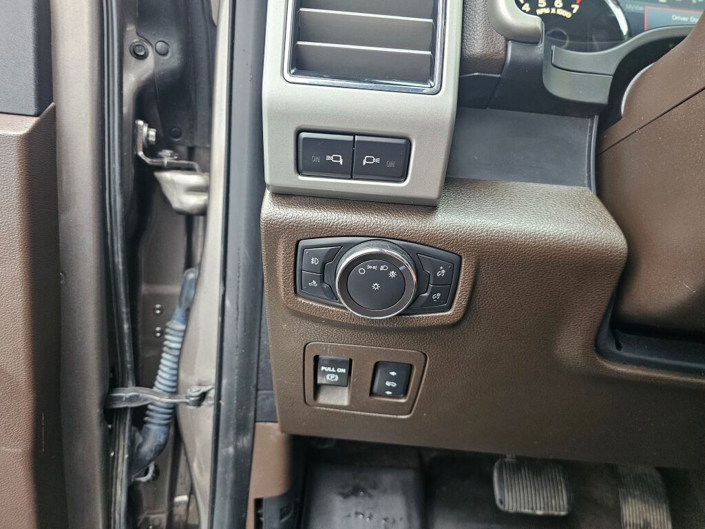 Used 2018 Ford F150 King Ranch w/ Equipment Group 601A Luxury image 20