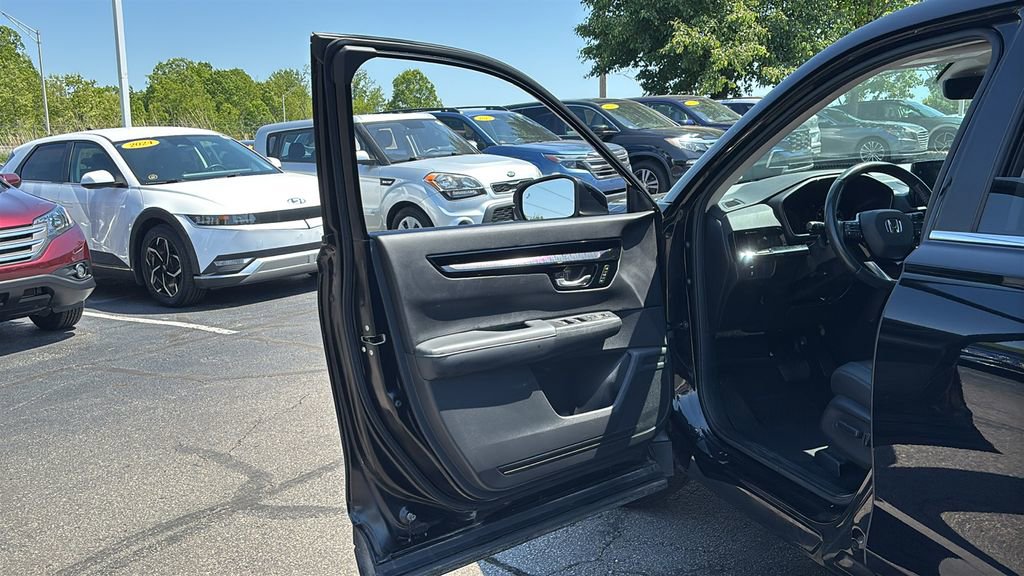 Used 2023 Honda CR-V EX-L image 11